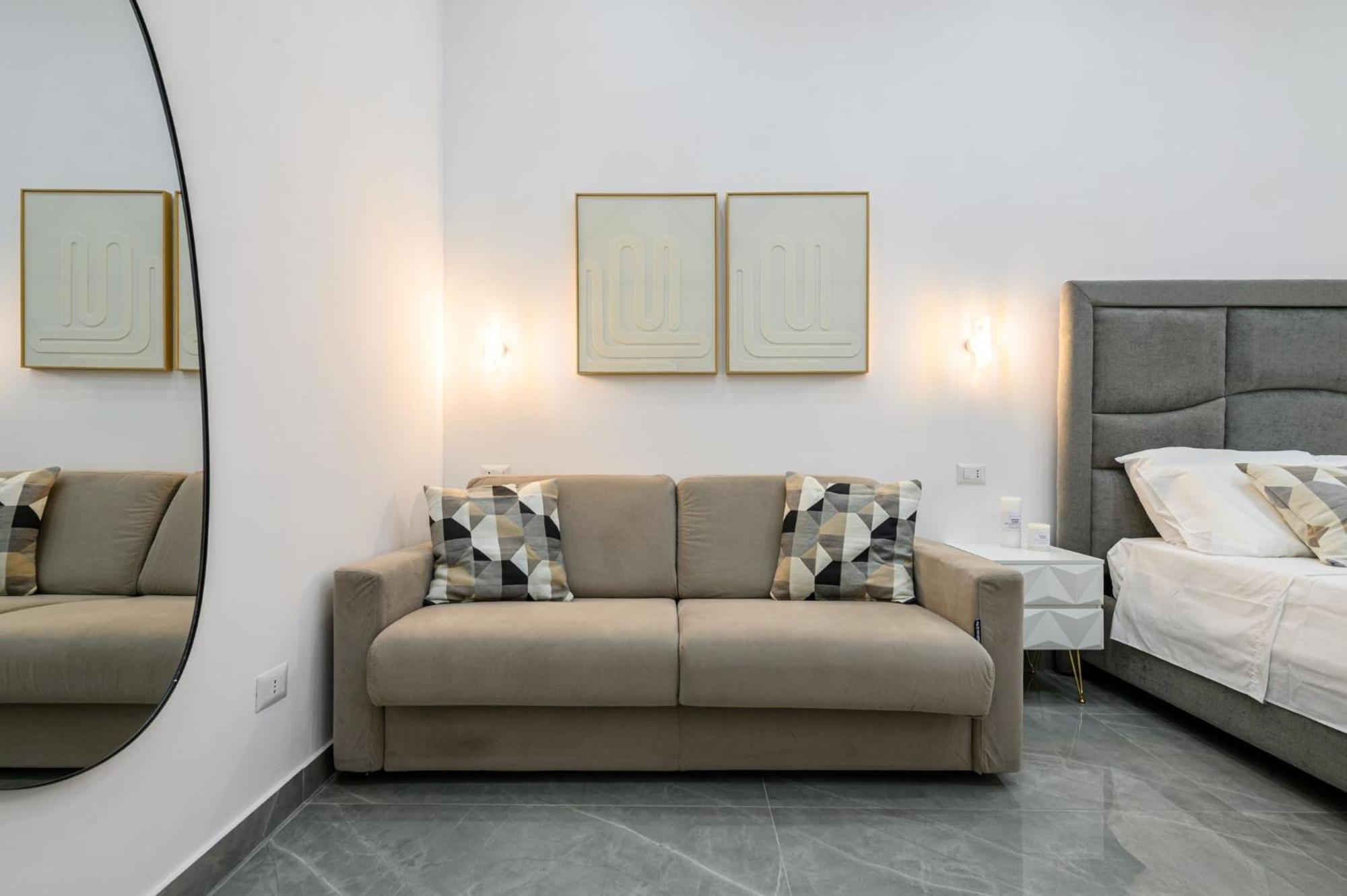 Giordano Suite Center ナポリ エクステリア 写真