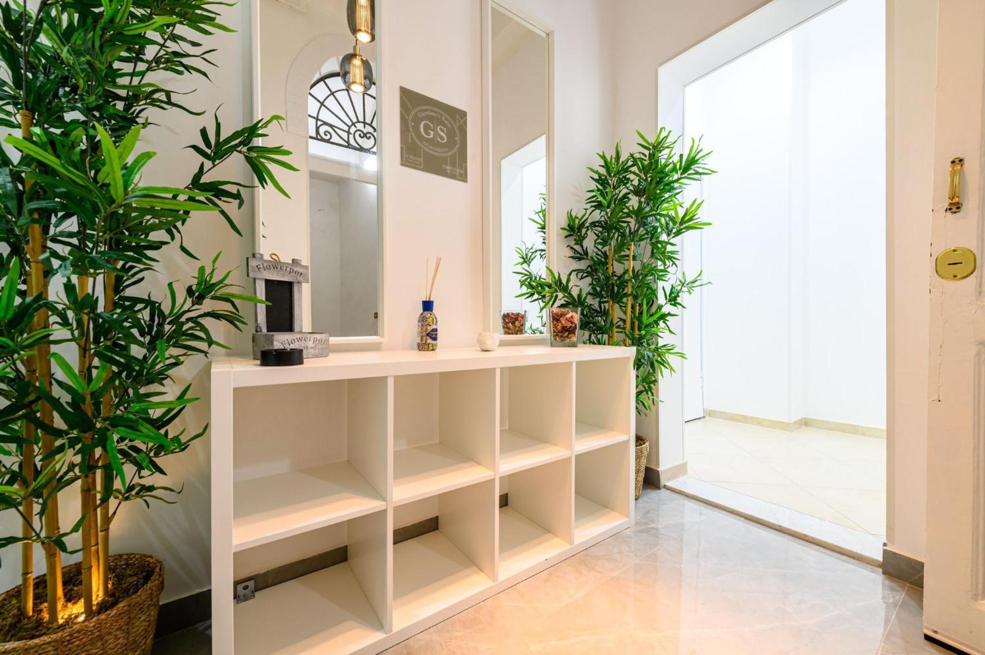 Giordano Suite Center ナポリ エクステリア 写真